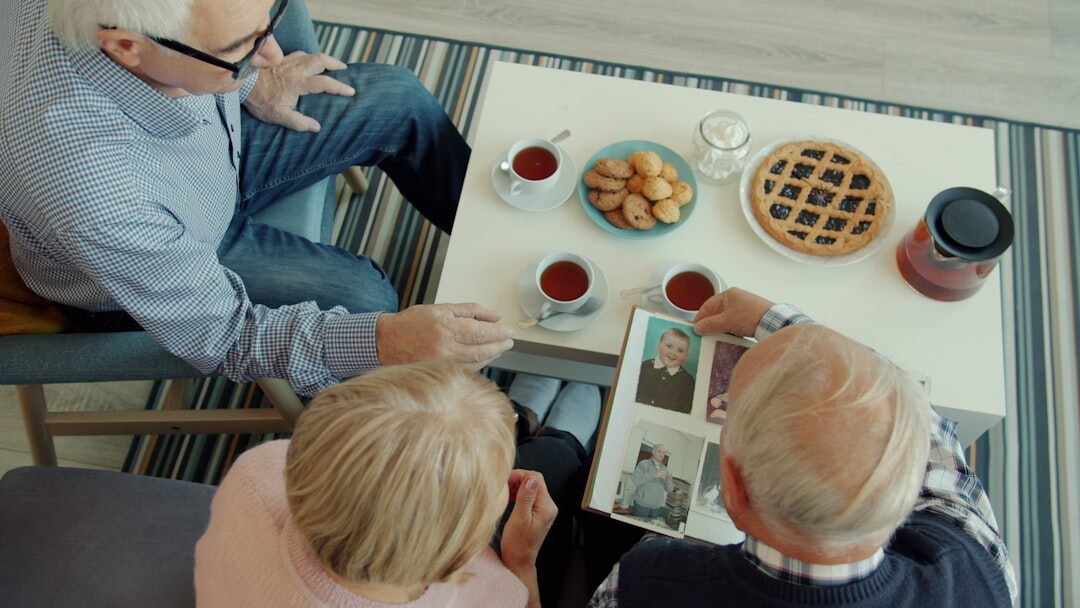 elderly couple sharing story